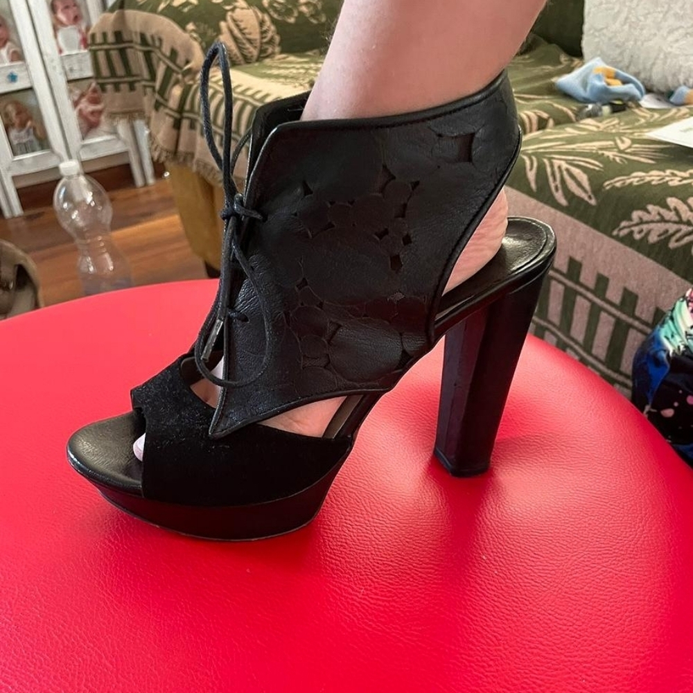 Chic Black Leather & Suede Lace-Up Heels Size 38